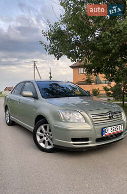 Седан Toyota Avensis 2005 в Полтаві