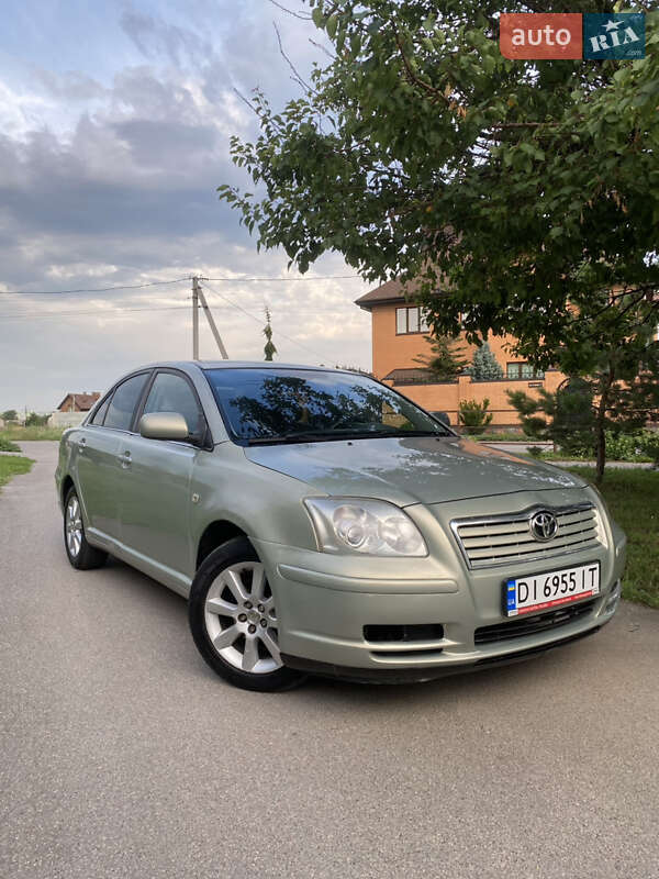Toyota Avensis 2005