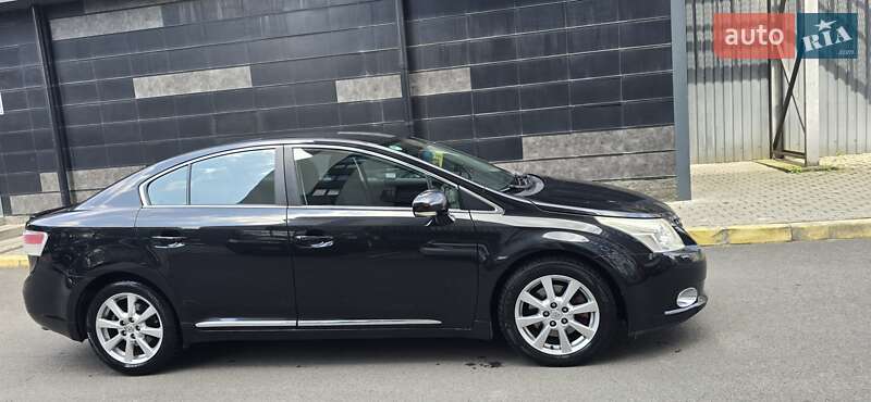Toyota Avensis 2009