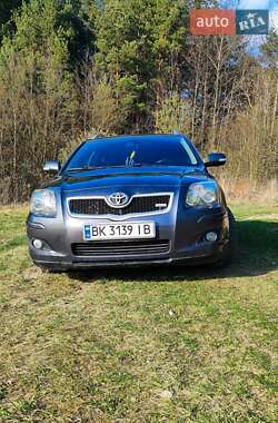 Универсал Toyota Avensis 2008 в Млинове