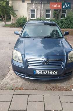 Седан Toyota Avensis 2003 в Львове