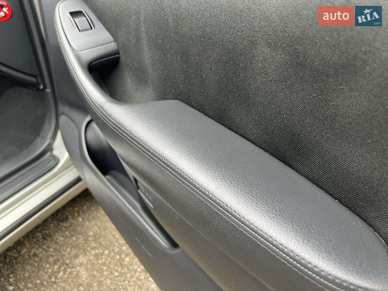 Седан Toyota Avensis 2008 в Трускавце