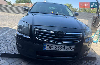 Седан Toyota Avensis 2008 в Николаеве