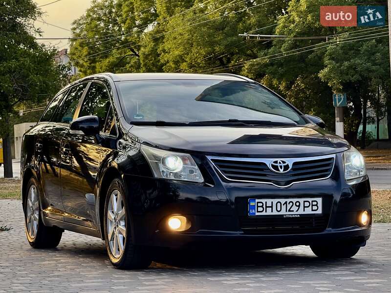 Универсал Toyota Avensis 2009 в Одессе