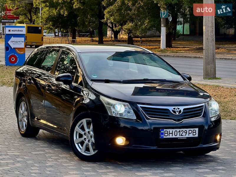 Универсал Toyota Avensis 2009 в Одессе