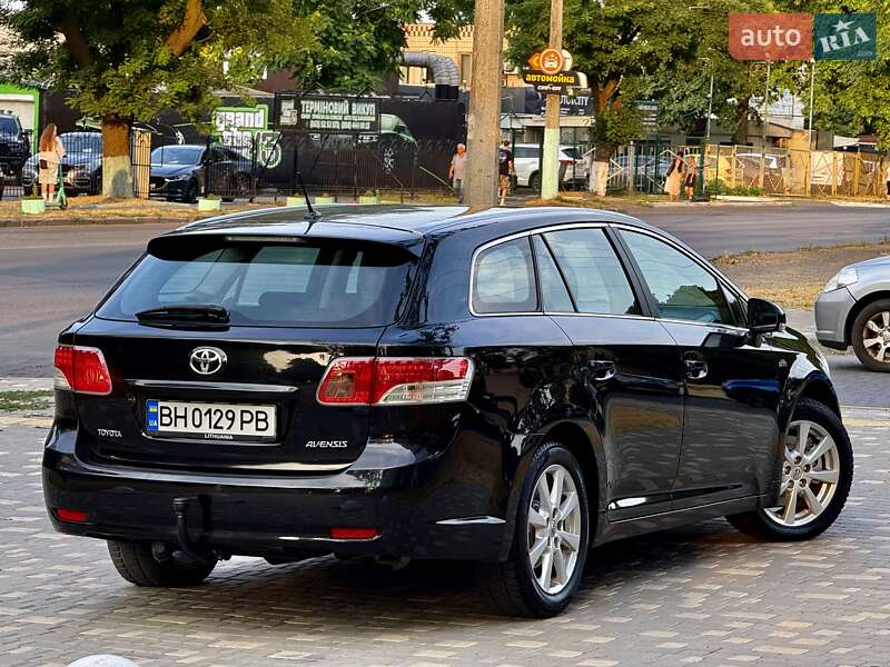 Универсал Toyota Avensis 2009 в Одессе