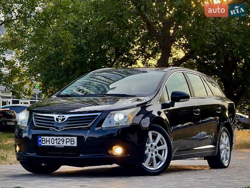 Универсал Toyota Avensis 2009 в Одессе