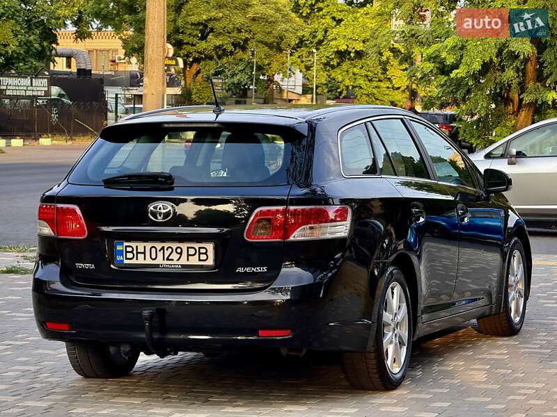 Универсал Toyota Avensis 2009 в Одессе
