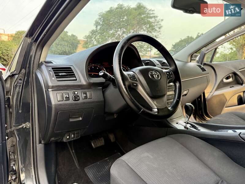 Универсал Toyota Avensis 2009 в Одессе