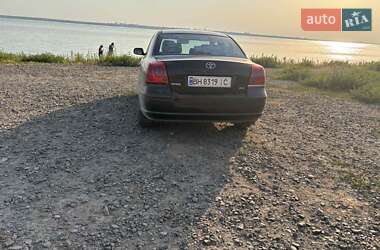 Седан Toyota Avensis 2003 в Овидиополе