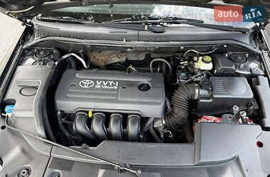 Універсал Toyota Avensis 2006 в 
