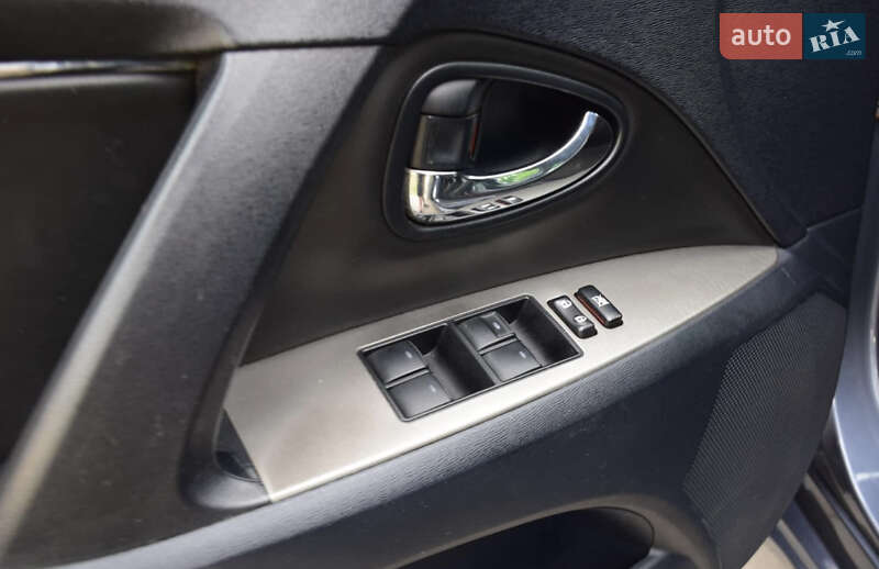 Седан Toyota Avensis 2011 в Николаеве фото 8 Седан Toyota Avensis 2011 в Николаеве