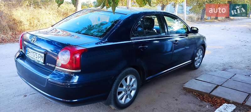 Седан Toyota Avensis 2006 в Одессе