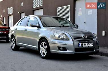 Седан Toyota Avensis 2007 в Львові