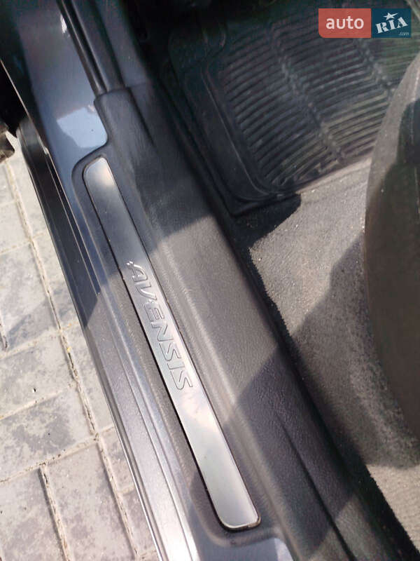 Універсал Toyota Avensis 2007 в Кореці