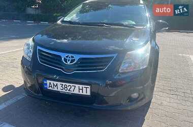 Універсал Toyota Avensis 2009 в Житомирі