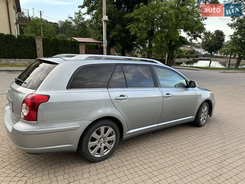 Универсал Toyota Avensis 2007 в Киеве