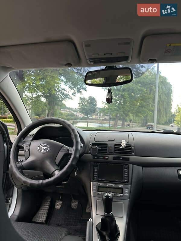 Универсал Toyota Avensis 2007 в Киеве