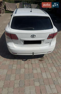 Универсал Toyota Avensis 2010 в Львове