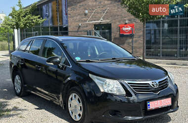 Универсал Toyota Avensis 2010 в Виннице