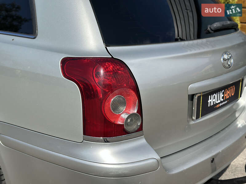 Универсал Toyota Avensis 2008 в Шептицькому