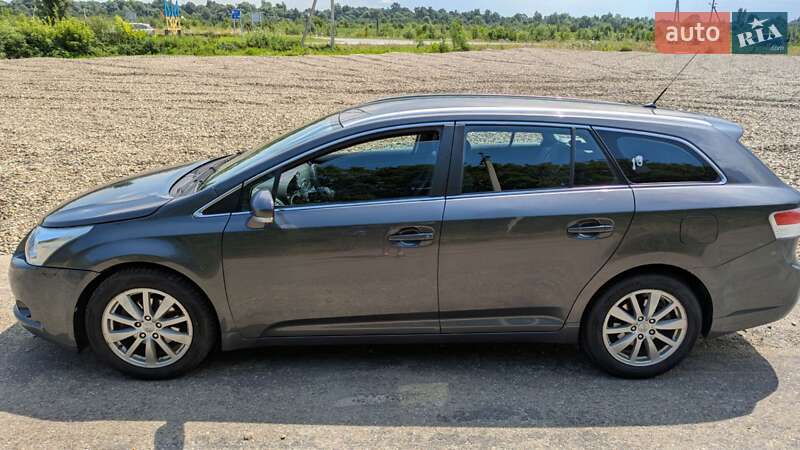 Универсал Toyota Avensis 2009 в Стрые