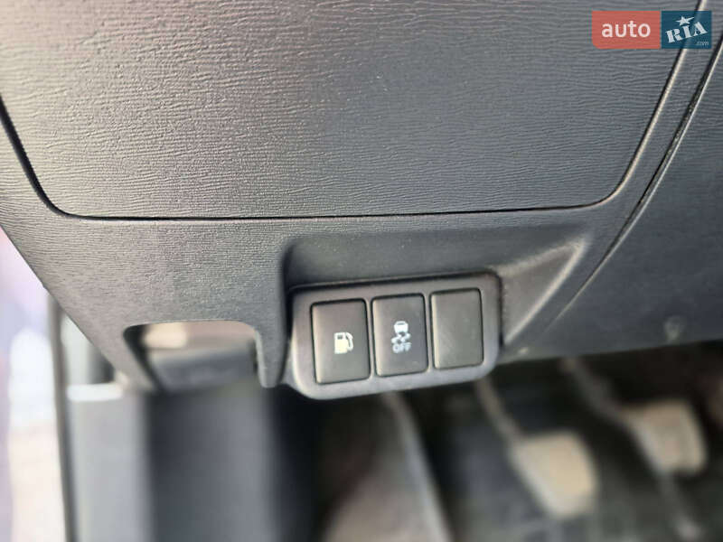 Седан Toyota Avensis 2010 в Рівному