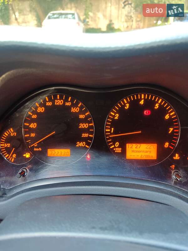 Седан Toyota Avensis 2007 в Киеве