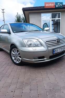 Седан Toyota Avensis 2006 в Хмельницькому