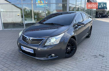 Седан Toyota Avensis 2009 в Полтаве