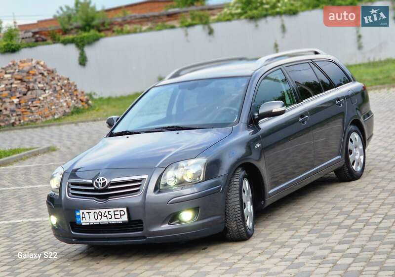 Универсал Toyota Avensis 2006 в Ивано-Франковске