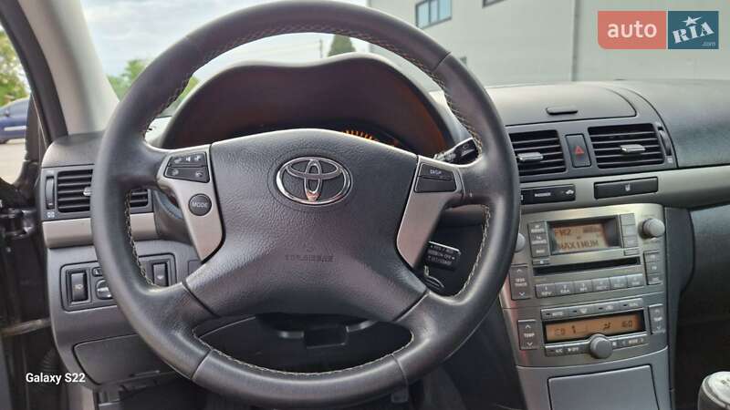 Универсал Toyota Avensis 2006 в Ивано-Франковске