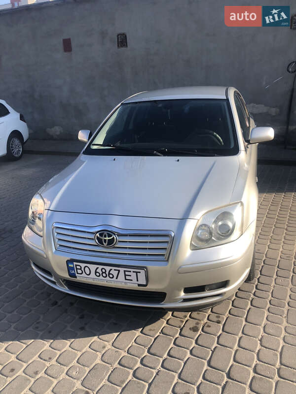 Toyota Avensis 2005