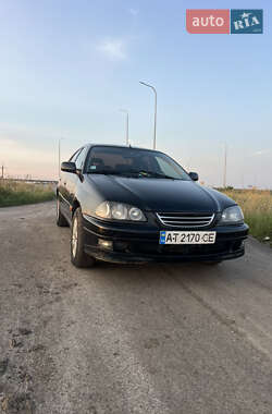 Седан Toyota Avensis 2000 в Коростышеве