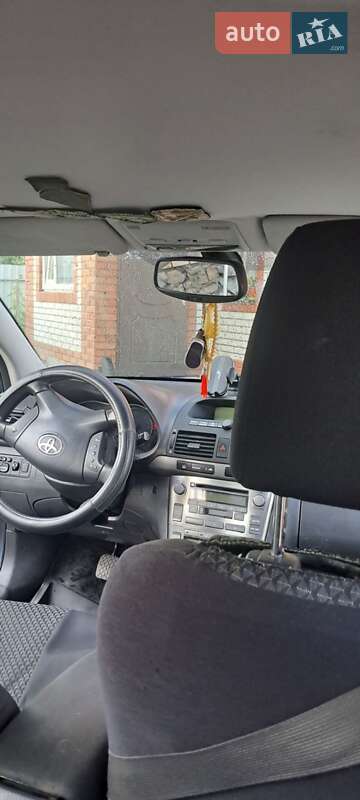 Универсал Toyota Avensis 2005 в Звягеле фото 5 Универсал Toyota Avensis 2005 в Звягеле