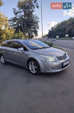 Универсал Toyota Avensis 2009 в Киеве