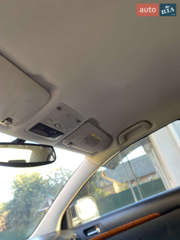 Седан Toyota Avensis 2007 в Виннице