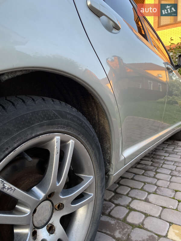 Седан Toyota Avensis 2007 в Виннице