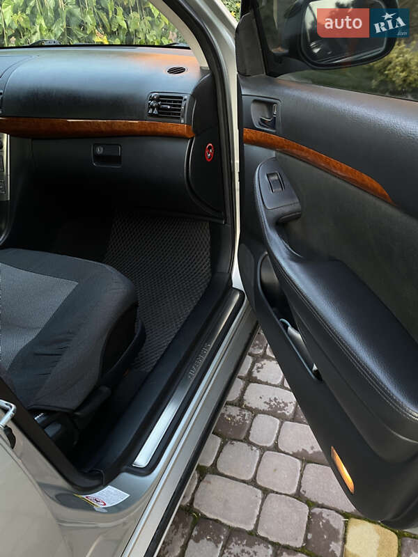 Седан Toyota Avensis 2007 в Виннице