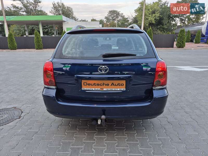 Универсал Toyota Avensis 2003 в Одессе