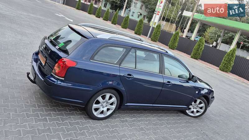Универсал Toyota Avensis 2003 в Одессе