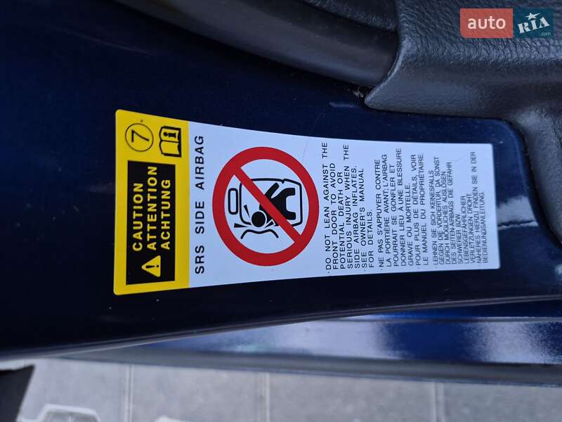 Универсал Toyota Avensis 2003 в Одессе