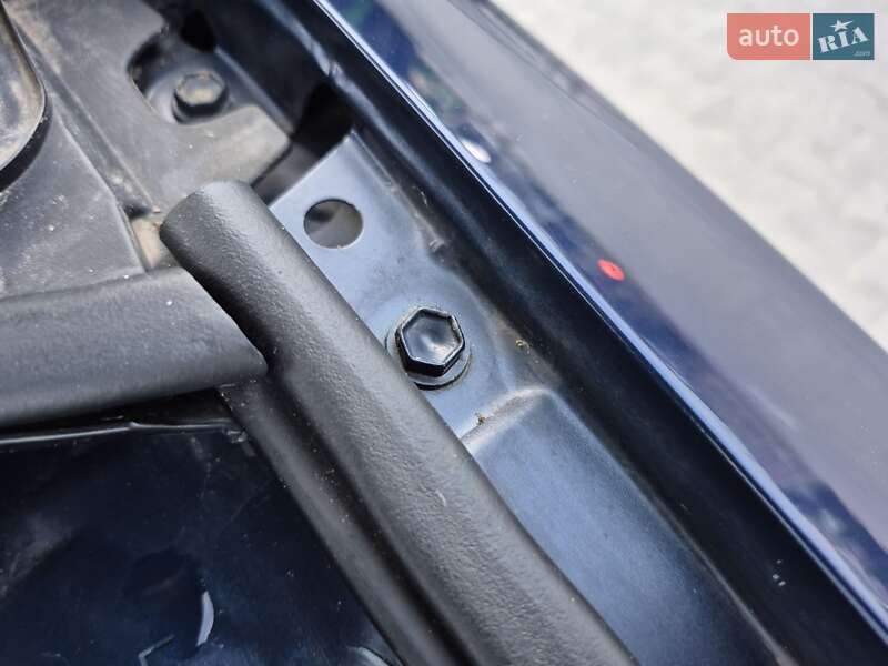 Универсал Toyota Avensis 2003 в Одессе