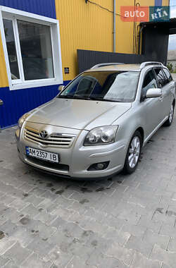 Універсал Toyota Avensis 2006 в Звягелі