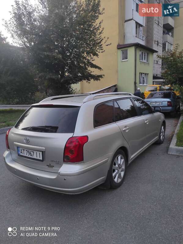 Универсал Toyota Avensis 2004 в Коломые