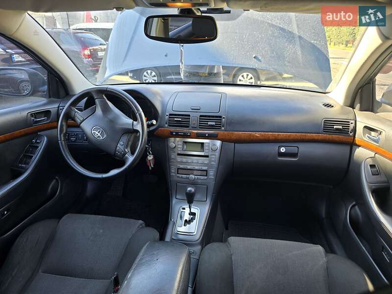 Седан Toyota Avensis 2008 в Боярці