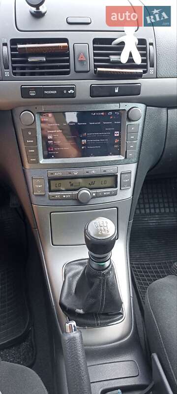 Универсал Toyota Avensis 2006 в Луцке