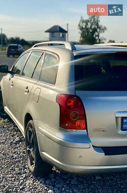 Универсал Toyota Avensis 2005 в 