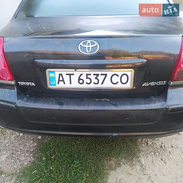 Седан Toyota Avensis 2003 в Снятине
