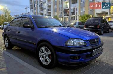 Седан Toyota Avensis 1999 в Одессе